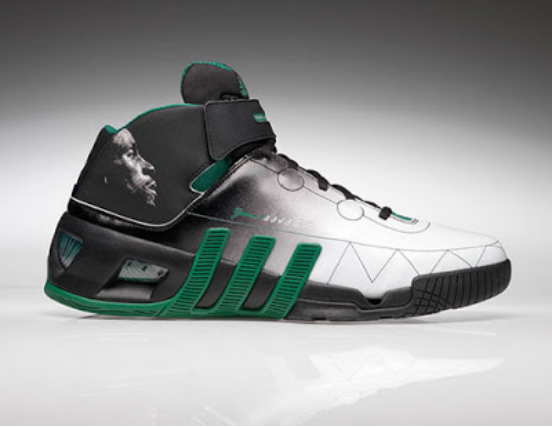 ts bounce commander 3 ▲2010年,加内特签约安踏,给国产球鞋带来了一