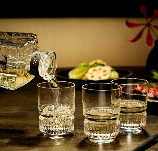 酿了那么多年的酒,你知道什么是蒸馏酒?