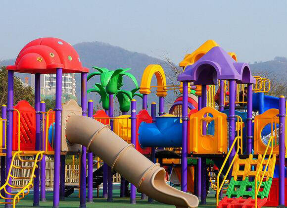 在家中搭建小型游乐场,可不是在开玩笑哦!