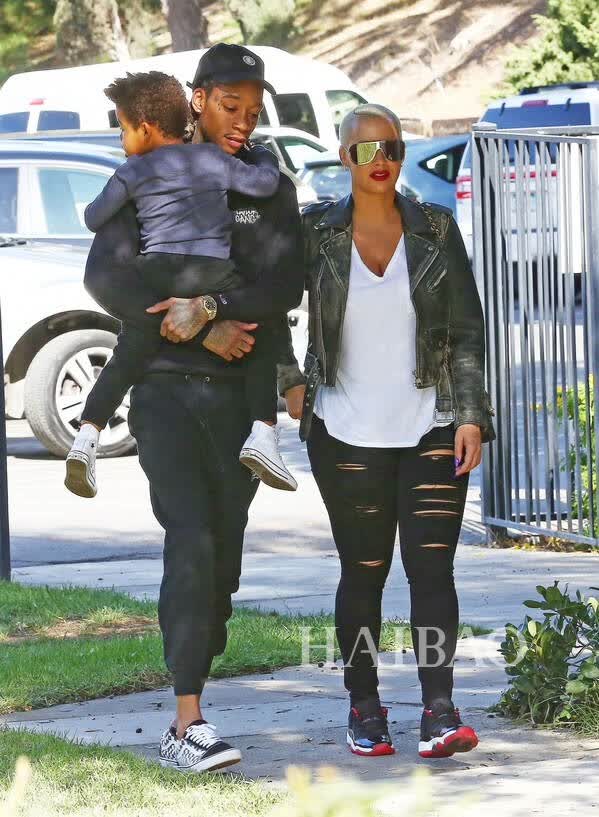 艾波·罗丝 (amber rose) 和前夫维兹·卡利法 (wiz khalifa) 带着