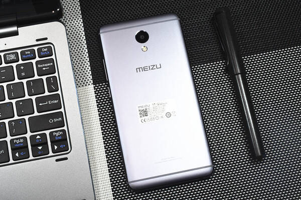 魅蓝note5测评:颜值不一般 续航很给力