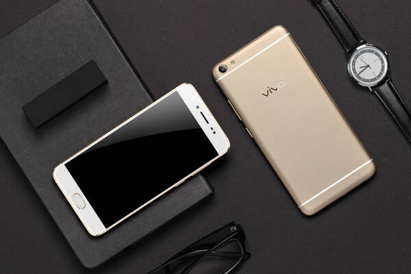 这是小米最坚挺的一款手机,现已降价清库存处理