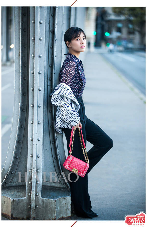 马思纯街拍:静是文艺乖乖女动是帅气小马哥