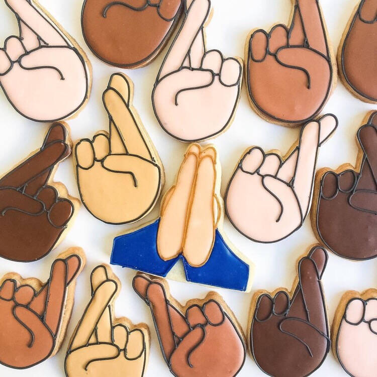 emoji表情的巧克力emoji表情的铜锣烧/小饼干小编放图:emoji大肆进军