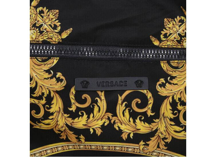 金色的花纹精致耐看,尼龙的面料方便清洁,结实耐用.