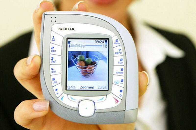 盘点那些年的"奇葩"手机,总有一款你用过!