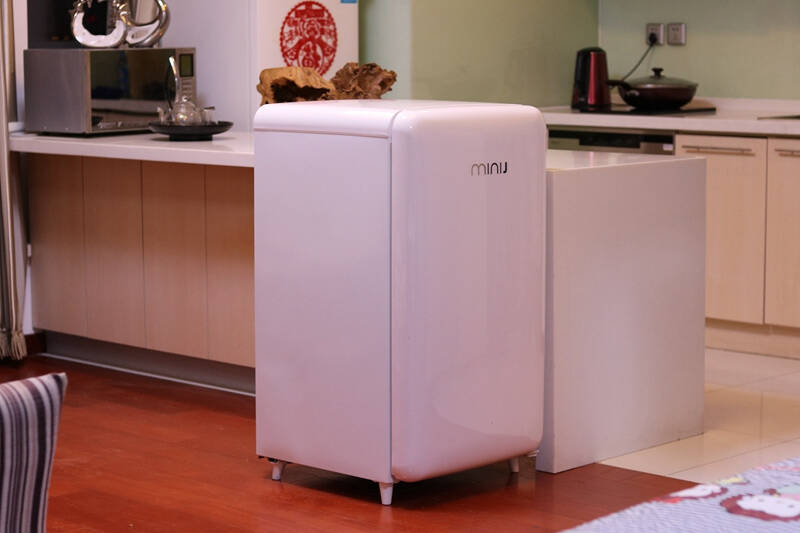 用艺术点缀居家生活,小吉迷你复古冰箱体验