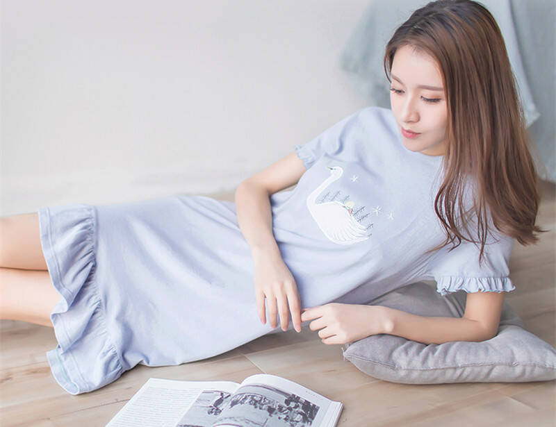舒适居家睡裙,乐享优雅品质生活