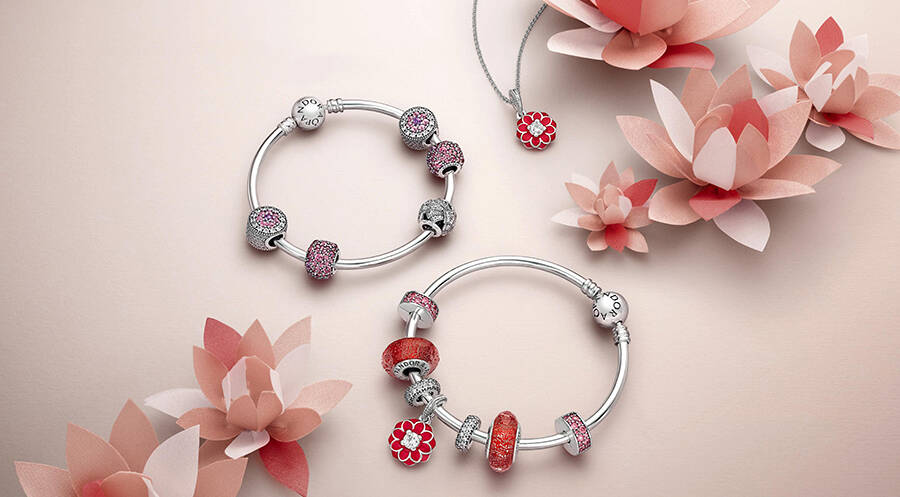 为何美丽女子都对潘多拉着了魔?