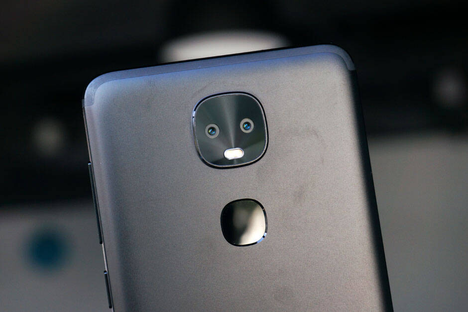 乐视乐pro3双摄ai版图赏:没错,这手机在对你笑