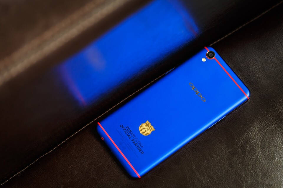 4曲面vivoxplay6发布小米华为该何去何从