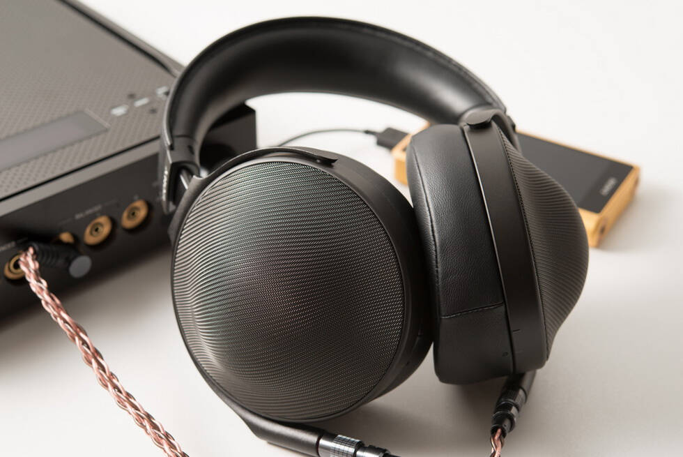 视听派对丨黑科技的力量 mdr-z1r耳机体验简评