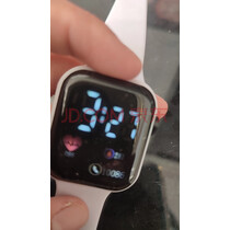 其他品牌高颜值LED手表时尚方形学生科技感超强夜光数字个性运动 白色 实拍图