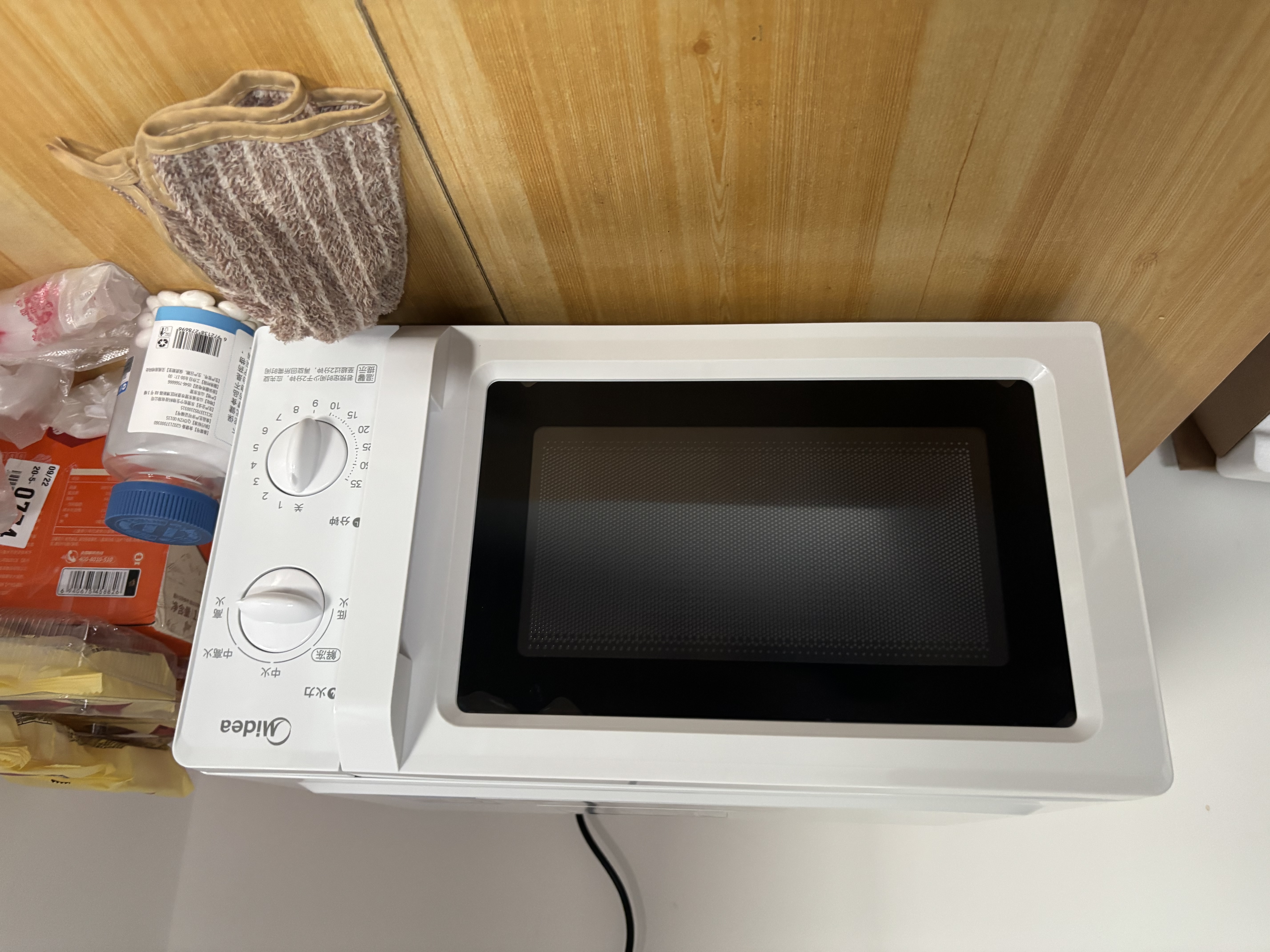 美的（Midea）快捷微波炉 家用小型 360°转盘加热 旋钮操控 易洁内胆2026新款升级（M1-L213B二代） 实拍图