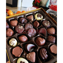 夹心巧克力金装24枚生日礼物520情人节送礼母亲节经典礼盒装 实拍图