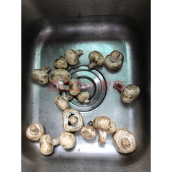 瑞鲜生 白蘑菇 约200g 新鲜蔬菜 实拍图