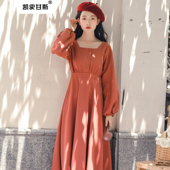 枣红色复古连衣裙