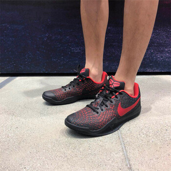 耐克（NIKE）篮球鞋884445-016 黑红 