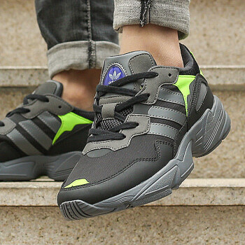 阿迪达斯（Adidas）跑步鞋F97180/炭黑/四度灰/亮黄荧光 
