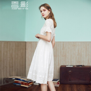 香影（xiangying） 纯色 蝴蝶结 连衣裙