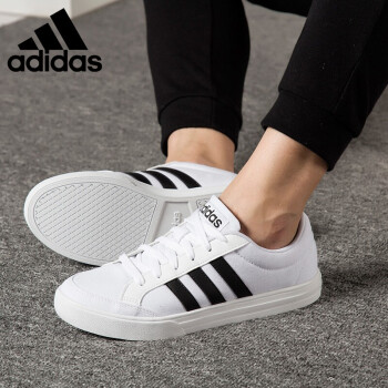 阿迪达斯（adidas）板鞋-1 