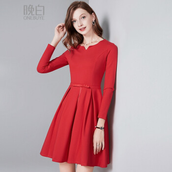 红礼服连衣裙