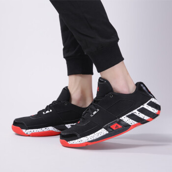 阿迪达斯（Adidas）篮球鞋Q33337 44，40，41，42，43