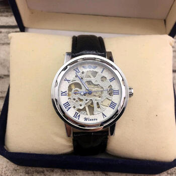 商务日韩表罗丽莎