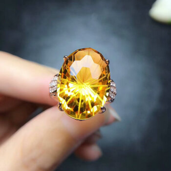 黄水晶戒指金