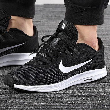 耐克(nike)跑步鞋aq7481-002黑色