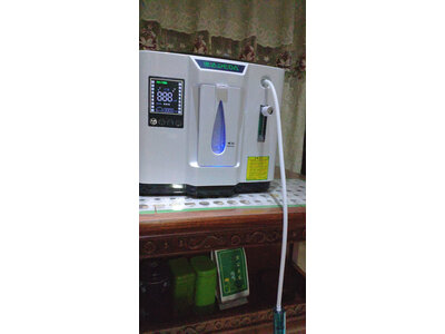 1,大家可以选择鱼跃9f-5bw制氧机之前用的鱼跃的制氧机,那个噪音大,也