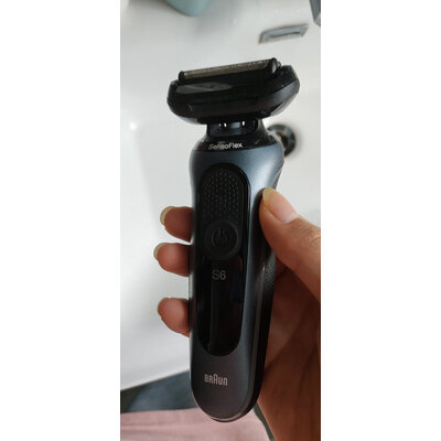 问下对比博朗5系1000s和m4200cs如何区别哪个好？这样选不盲目！