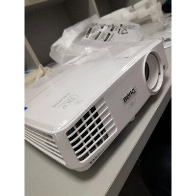 深入评测明基e500jd怎么样呢投影仪明基e500jd评测好不好