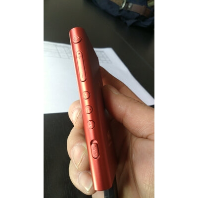吐槽对比：索尼zx505和艾巴索DX160现在哪个好买的人多！