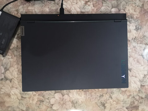 机械革命z3pro和x8pro区别大么，哪个好点!是否还行