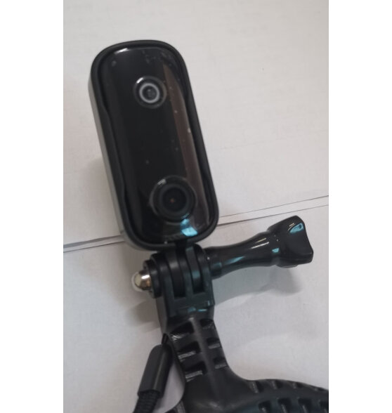 SJCAM速影C100拇指4k防抖运动相机360穿戴摩托
好用吗？细节对比区别评测？
