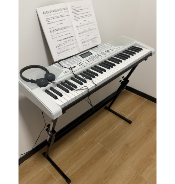 美科（MEIRKERGR）MK-8690 61键力度感应钢琴键多功能初学教学电子琴乐器 连接话筒耳机U盘手机pad带琴架