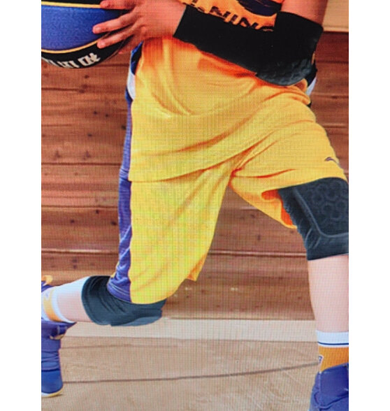 李宁（LI-NING）儿童护膝运动篮球专用足球跑步防摔护肘套装男髌骨护漆盖膝盖护具