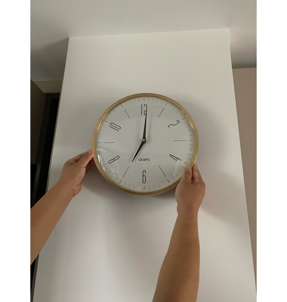 纳什轻奢电波挂钟客厅装饰挂墙时钟家用现代静音钟表时怎么样?