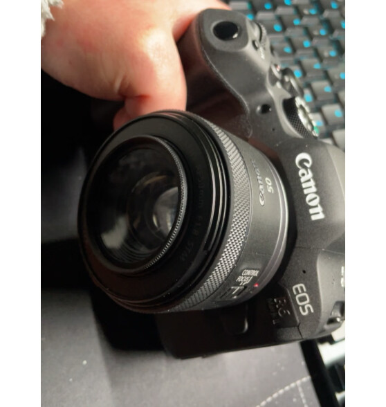 佳能（Canon） EOS R6 Mark II R
好用吗？细节对比区别评测？