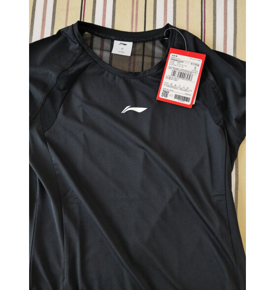 李宁（LI-NING）短袖女T恤运动上衣健身瑜伽服透气网纱短袖跑步上衣黑L/175