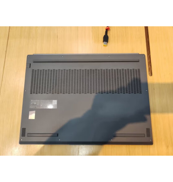 联想（Lenovo）拯救者Y7000P  2024 16英寸电竞游戏本笔记本电脑 2.5k 165Hz i7-14650HX 16G 1T RTX4050