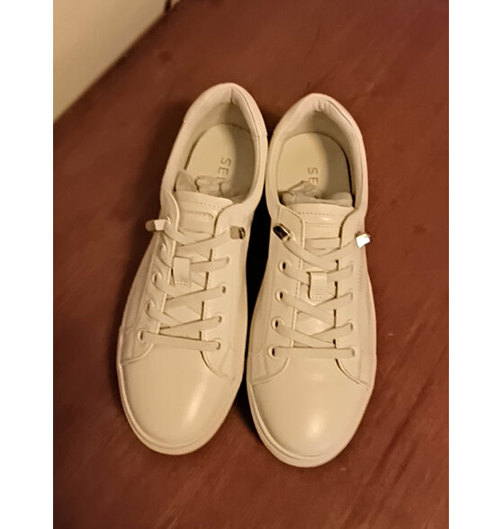 森达小白鞋女2023秋季商场同款简约百搭真皮休闲免好不好用呢?