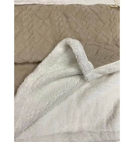 La Torretta法兰绒毛毯 加厚羊羔绒毯子单双人被空调沙发毯 米杏色200*230cm
