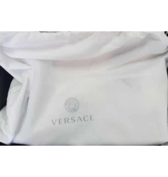 范思哲（VERSACE）情侣手拿包美杜莎徽章黑色金质量怎么样呢？为什么便宜？