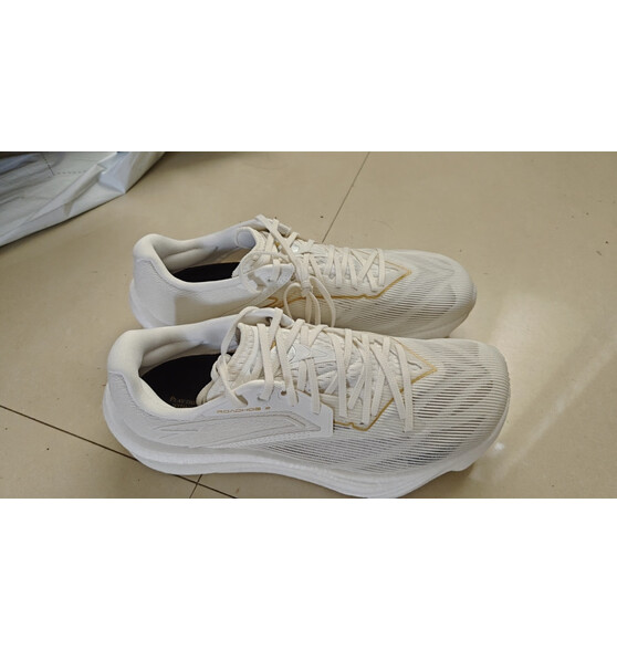 安踏柏油路霸2丨白敬亭同款氮科技跑步鞋子男秋季减震好用吗?