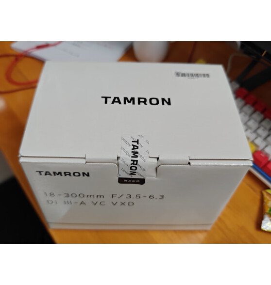 腾龙（Tamron）B070S 17-70mm F/2.8 Di III-A VC RXD防抖大光圈微单镜头风光人像旅行（索尼APS-C专用E口）