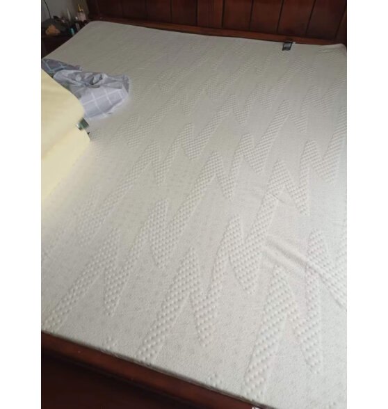 金橡树泰国原产进口天然乳胶床垫1.8米*2米 厚5cm 
好用吗？为什么我后悔买晚了？
