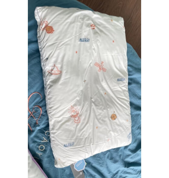罗莱儿童枕头枕芯 可水洗防螨A类纤维枕 宿舍学生单人枕 太空旅行 47*73cm
