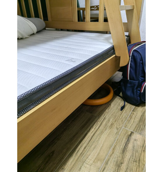 林氏家居原林氏木业天然椰棕床垫1.5米3e环保卧室床垫C
质量好吗？为什么评价这么好？